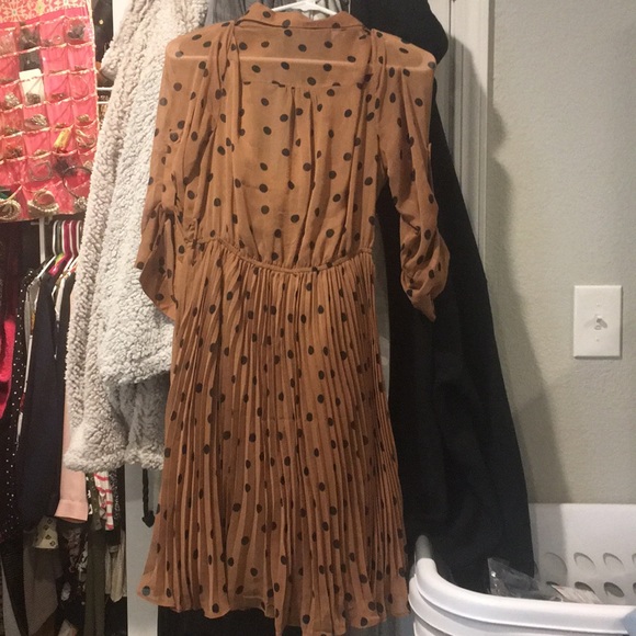 Dress - Picture 5 of 5